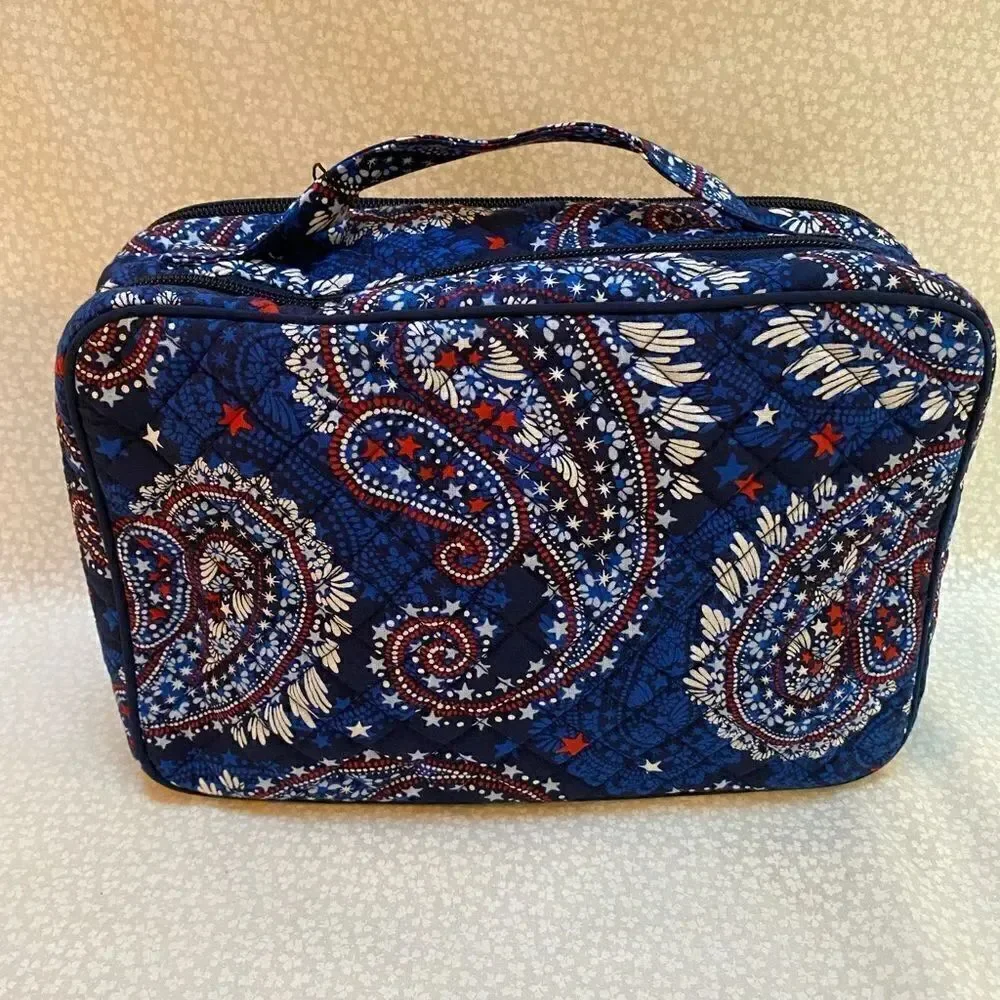 Vera Bradley Large Blush & Brush Case - Fireworks Paisley in Signature …
